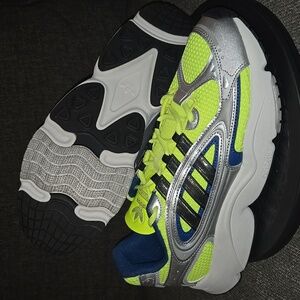 Adidas Ozmillen